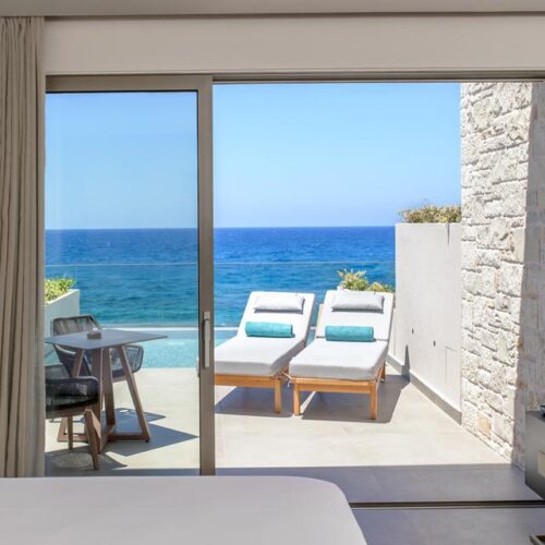Castello Boutique Suites By The Sea