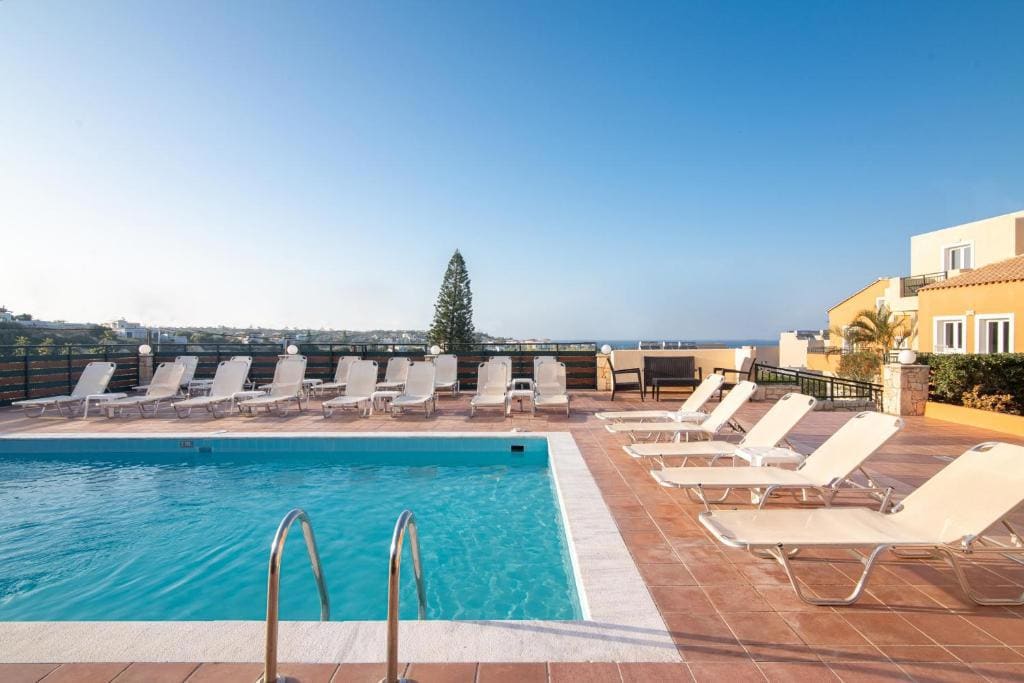 Fly & Go Kitro Beach Hotel in Agios Nikolaos