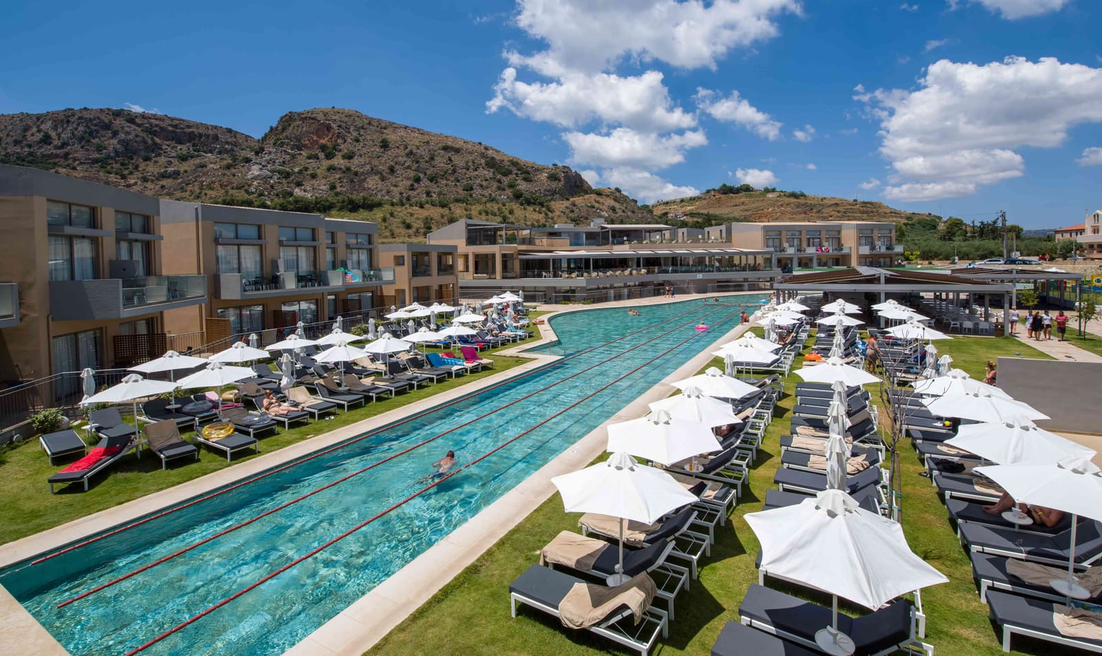 Vantaris Luxury Beach Resort in Kavros