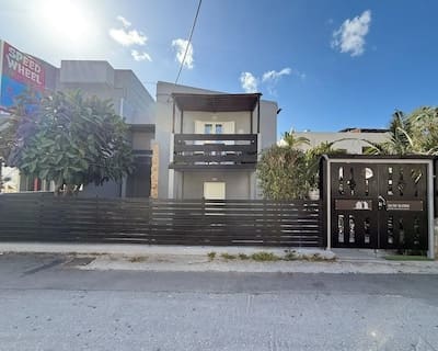Dom Suites in Kalamaki Chania