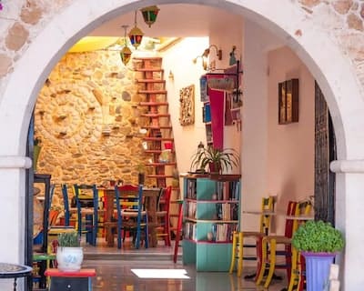 Poco Loco Hotel in Chania