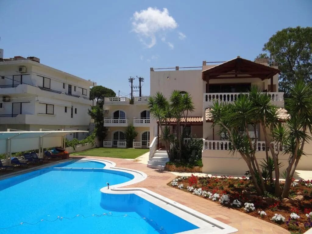 Perla Beach in Agia Marina