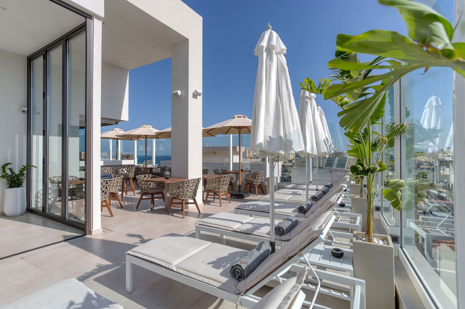 Ethereal White Hotel & Spa - sfeerbeeld